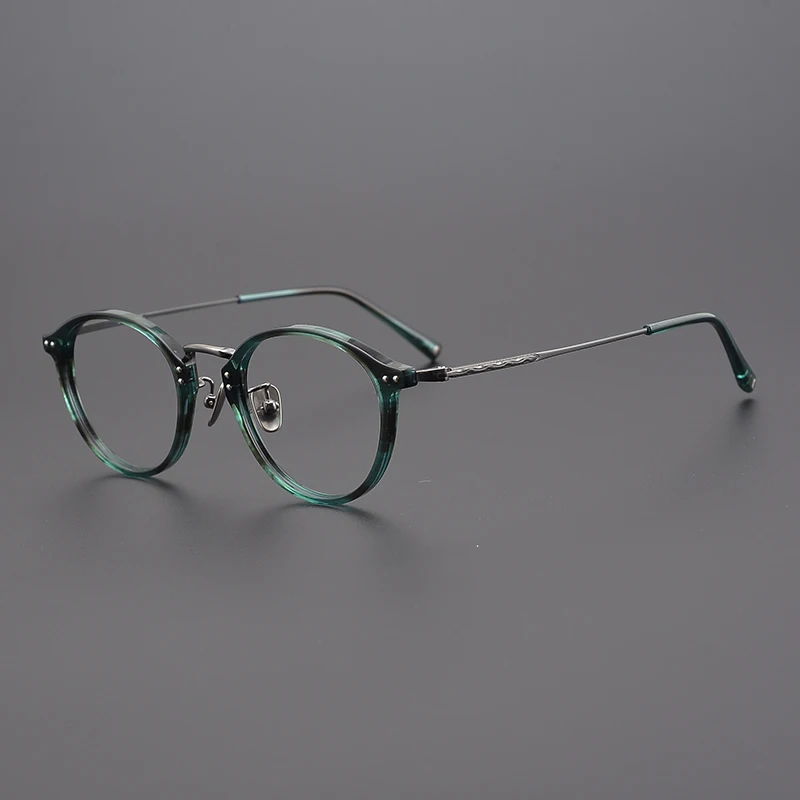 2025 new round frame designer Japan and Korea, light luxury pure titanium glasses frame, retro literary and artistic full frame 
2025 new round frame designer Japan and Korea, light luxury pure titanium glasses frame, retro literary and artistic full frame