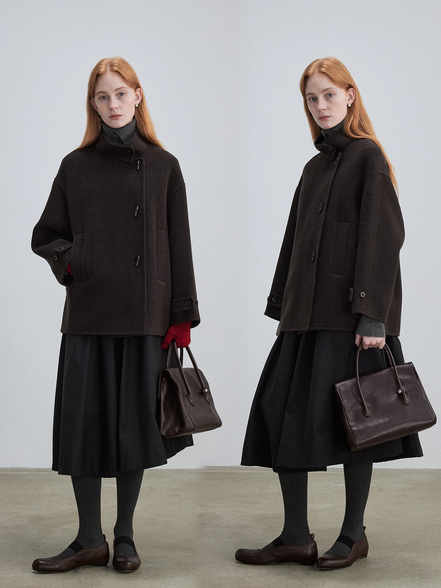 Двустороннее пальто из ультратонкой шерсти цвета каштана, женская модная винтажная верхняя одежда с пуговицами
Двустороннее пальто из ультратонкой шерсти цвета каштана, женская модная винтажная верхняя одежда с пуговицами