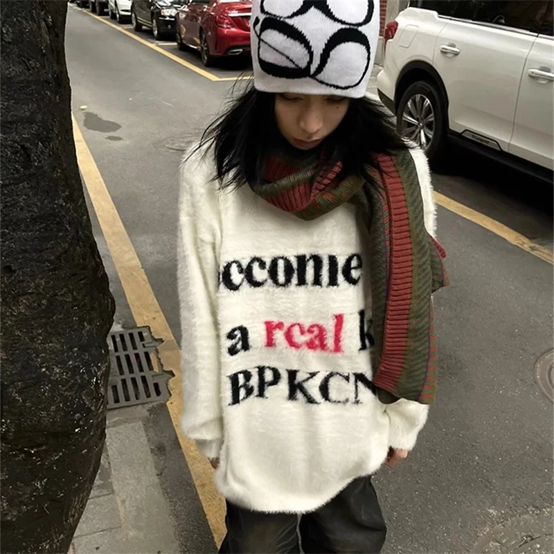 American Vintage Letter-printed Long-sleeved Knitwear Women's High Street White Simple Sweater Winter Fashion Casual Clothing
American Vintage Letter-printed Long-sleeved Knitwear Women's High Street White Simple Sweater Winter Fashion Casual Clothing