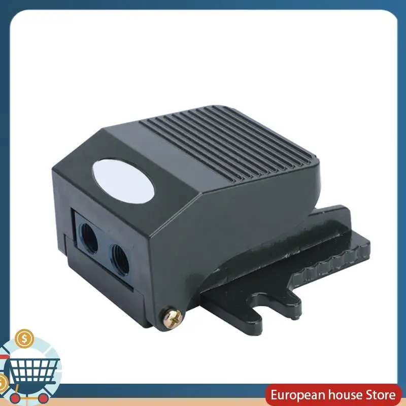 ABFA FV-02 2 Way 2 Position Three Way Foot Pneumatic Pedal Valve Tool Switch Air Valves One In One Self Resetting
ABFA FV-02 2 Way 2 Position Three Way Foot Pneumatic Pedal Valve Tool Switch Air Valves One In One Self Resetting