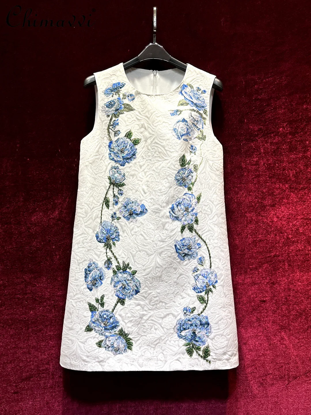 French Luxury Diamond Sleeveless A-line Dress Women's 2025 Summer New Fashion Round Neck Sleeveless Loose Elegant Short Dresses
French Luxury Diamond Sleeveless A-line Dress Women's 2025 Summer New Fashion Round Neck Sleeveless Loose Elegant Short Dresses