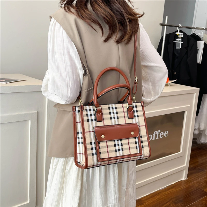 Роскошная женская кожаная сумка, модельерская сумка через плечо, элегантная сумка через плечо для офиса и повседневного стиля
Роскошная женская кожаная сумка, модельерская сумка через плечо, элегантная сумка через плечо для офиса и повседневного стиля