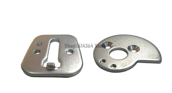 2 IN 1 Guide Bar Adjustment Block for Electric Chainsaw - Tensioning Screw Accessory Compatible with Chainsaw Guide Bars
2 IN 1 Guide Bar Adjustment Block for Electric Chainsaw - Tensioning Screw Accessory Compatible with Chainsaw Guide Bars