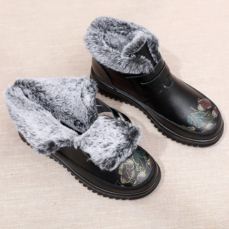 Winter Boots Women Genuine Leather Flat Ankle Boots Ladies Plus Velvet Warm Short Boots Mother Waterproof Non-slip Snow Boots
Winter Boots Women Genuine Leather Flat Ankle Boots Ladies Plus Velvet Warm Short Boots Mother Waterproof Non-slip Snow Boots