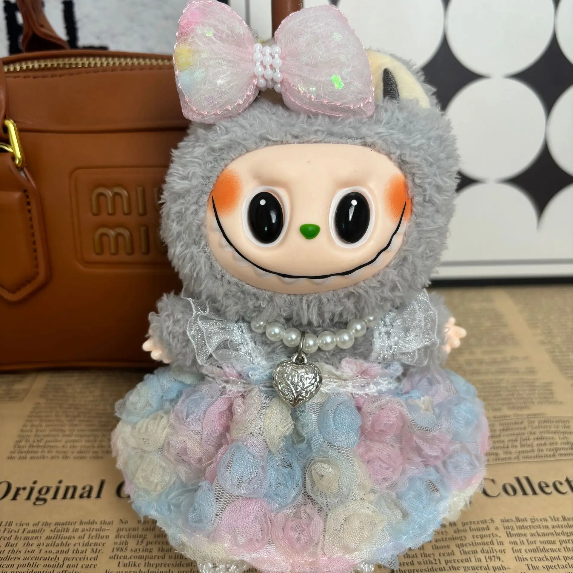 1st-3rd Gen Labubu Clothes 13cm Labubu Doll Clothes Cotton Doll Accessories Ornament Plush Doll 17cm
1st-3rd Gen Labubu Clothes 13cm Labubu Doll Clothes Cotton Doll Accessories Ornament Plush Doll 17cm
