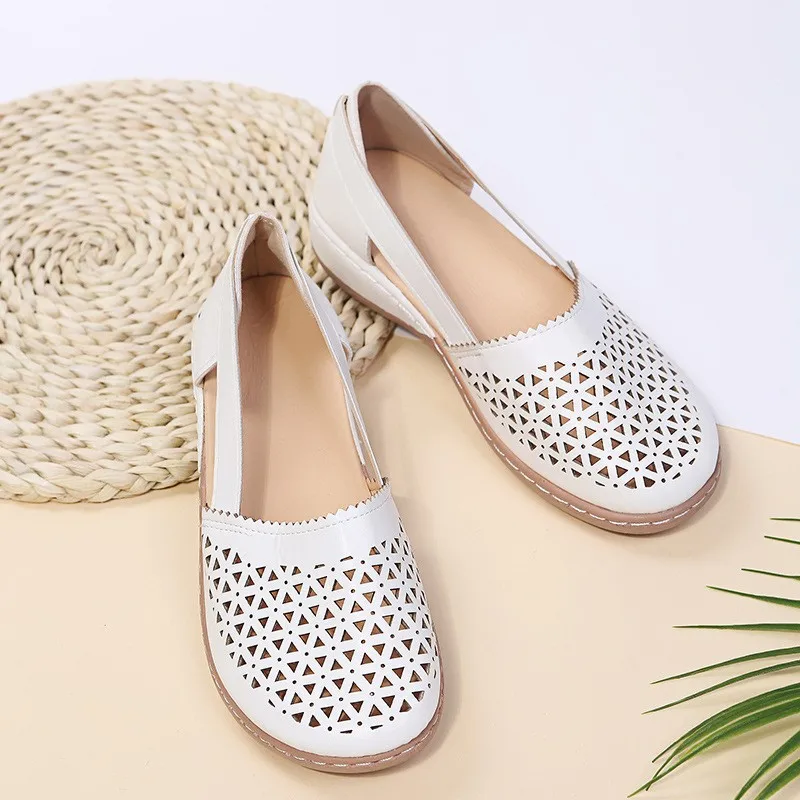 Women's Summer Flat Round Toe Sandals New Retro Button Sandals Comfy Comfortable Shoes for Women
Women's Summer Flat Round Toe Sandals New Retro Button Sandals Comfy Comfortable Shoes for Women