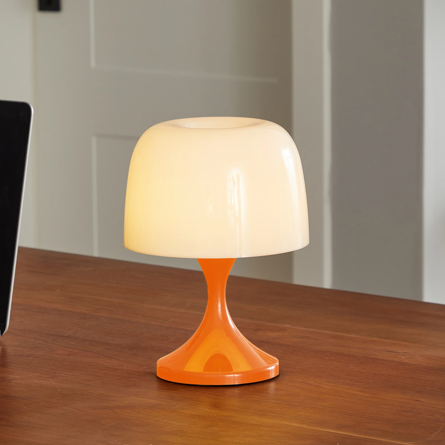 Nice USB Rechargeable Mushroom Light 3 Color Changing Night Light Bedroom Bedside Table Decorative Atmosphere Light
Nice USB Rechargeable Mushroom Light 3 Color Changing Night Light Bedroom Bedside Table Decorative Atmosphere Light