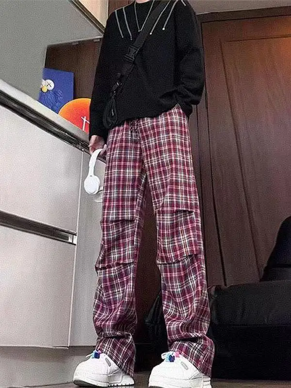 Мужские повседневные брюки в клетку в стиле ретро, новые, весенне-осенние, плиссированные, свободные, прямого кроя, для студентов, удобные, длинные
Мужские повседневные брюки в клетку в стиле ретро, новые, весенне-осенние, плиссированные, свободные, прямого кроя, для студентов, удобные, длинные