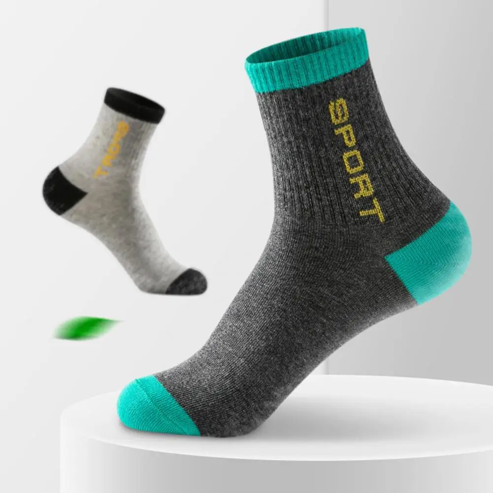 Outdoor Gym Socks Crew Socks Polyester Fiber Moisture-wicking Athletic Crew Socks for Men Running Hiking Large Size New Style
Outdoor Gym Socks Crew Socks Polyester Fiber Moisture-wicking Athletic Crew Socks for Men Running Hiking Large Size New Style