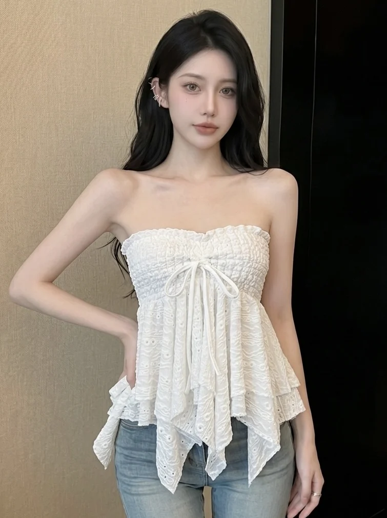Sexy Spicy Shoulder Bared Rope Tied Elastic Band Top Summer Pure Desire Embroidery Asymmetrical Vest Women's Fashion Korean S...
Sexy Spicy Shoulder Bared Rope Tied Elastic Band Top Summer Pure Desire Embroidery Asymmetrical Vest Women's Fashion Korean S...