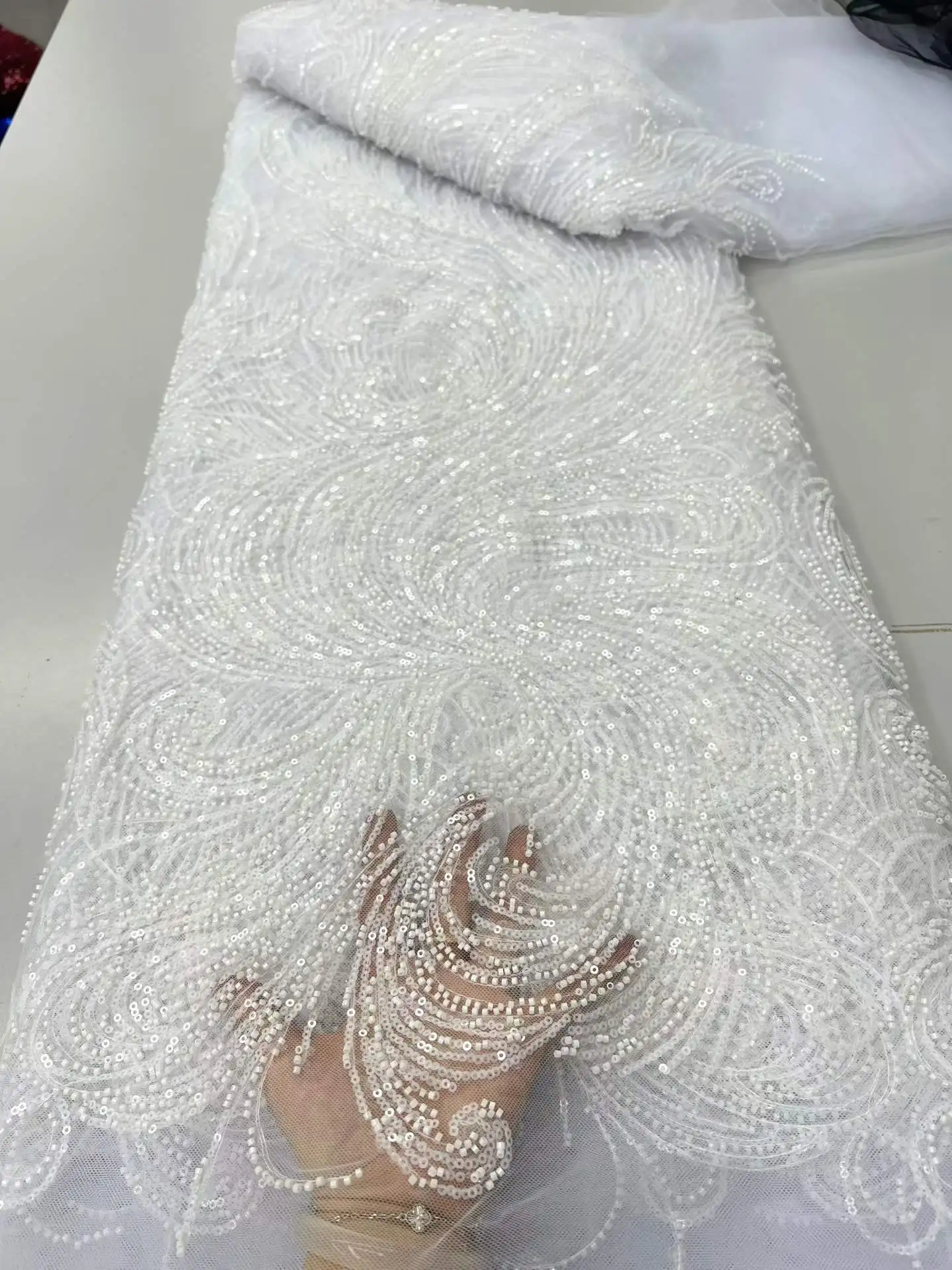White African Groom Sequins Beaded Lace Fabric 2026 Gold High Quality Nigerian French Tulle Lace Fabric For Prom Dress Sewing
White African Groom Sequins Beaded Lace Fabric 2026 Gold High Quality Nigerian French Tulle Lace Fabric For Prom Dress Sewing