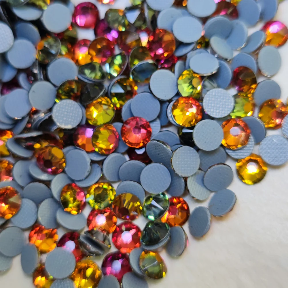 Xirius hotfix rhinestones Red Volcano crystals strass hot fix on fabric clothing garment bags diy glitter applique decoration
Xirius hotfix rhinestones Red Volcano crystals strass hot fix on fabric clothing garment bags diy glitter applique decoration