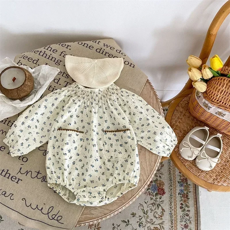 MiniAinis Autumn Winter Baby Collar Tightening Romper Girls Long Sleeve Bodysuit Girl Floral Triangular Jumpsuit Kids Clothes
MiniAinis Autumn Winter Baby Collar Tightening Romper Girls Long Sleeve Bodysuit Girl Floral Triangular Jumpsuit Kids Clothes