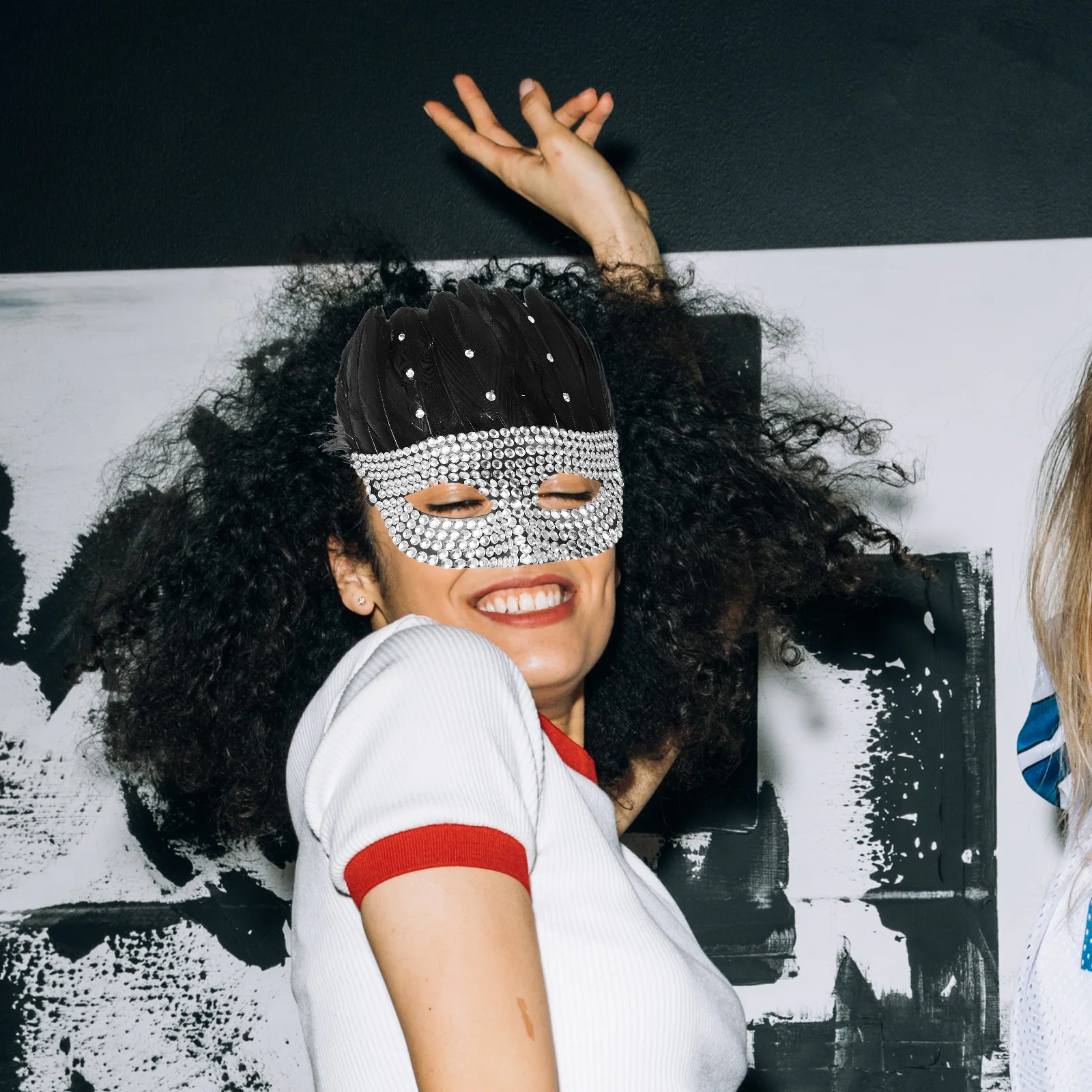 Rhinestone Plume Half Mask Adult Masquerade Cosplay Party Supplies Unique Mask for Dancing Performance Party Accessory
Rhinestone Plume Half Mask Adult Masquerade Cosplay Party Supplies Unique Mask for Dancing Performance Party Accessory