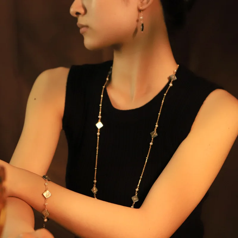 Натуральный пресноводный жемчуг, геометрические серьги-ракушки, ожерелья, наборы браслетов для женщин, очаровательное колье-цепочка, воротник, роскошные ювелирные изделия
Натуральный пресноводный жемчуг, геометрические серьги-ракушки, ожерелья, наборы браслетов для женщин, очаровательное колье-цепочка, воротник, роскошные ювелирные изделия