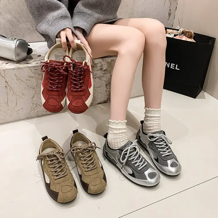 Retro Thick Bottom Soft Leather Dequn Shoes Women's 2026 Autumn Winter New Style Heightening Color Block Laced Sport Casual
Retro Thick Bottom Soft Leather Dequn Shoes Women's 2026 Autumn Winter New Style Heightening Color Block Laced Sport Casual