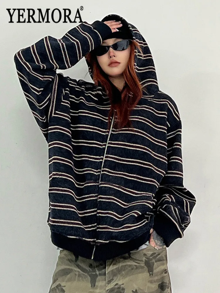 YERMORA женская полосатая молния большого размера, повседневная толстовка с длинным рукавом, свободная новая толстовка с капюшоном, модная весна-осень 2025
YERMORA женская полосатая молния большого размера, повседневная толстовка с длинным рукавом, свободная новая толстовка с капюшоном, модная весна-осень 2025