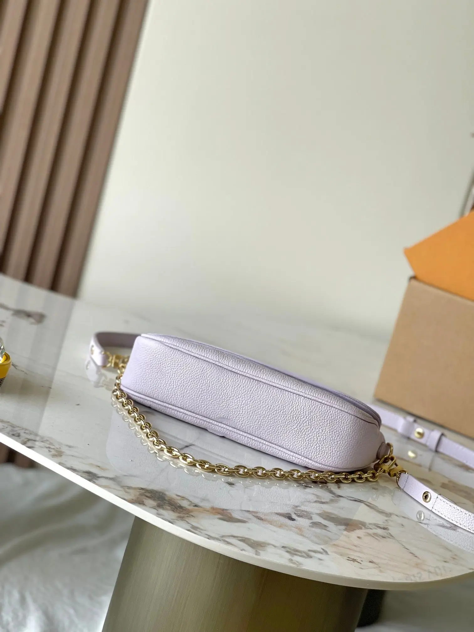 Fashion All-match Universal Premium Grain Texture Ladies Satchel Rigid Rectangle Adjustable Cross Sling Belt Short Trip Travel Carry Pack
Fashion All-match Universal Premium Grain Texture Ladies Satchel Rigid Rectangle Adjustable Cross Sling Belt Short Trip Travel Carry Pack