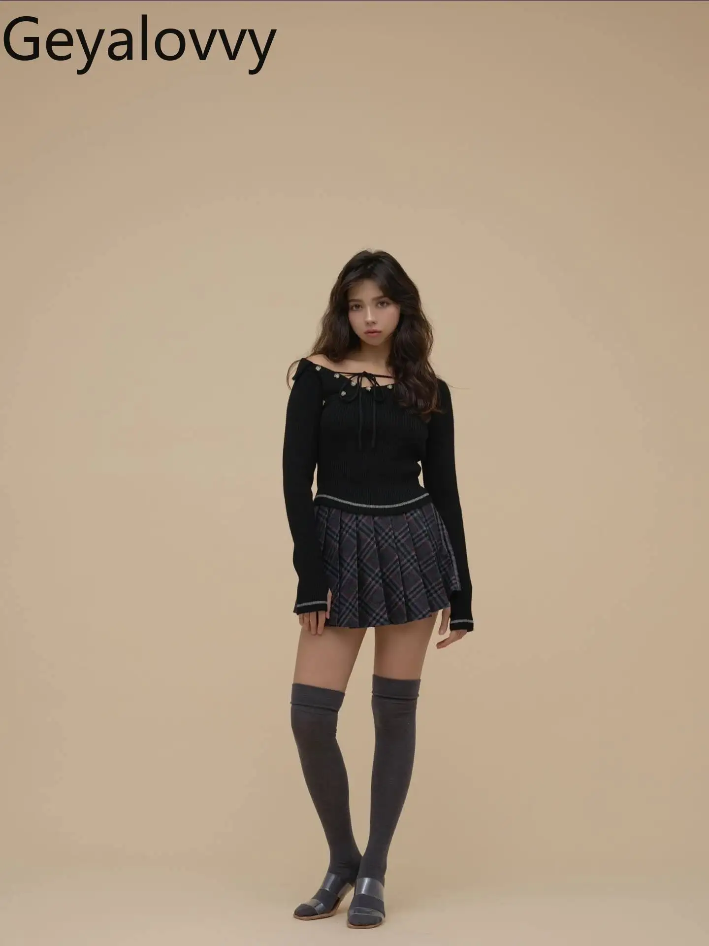 Japanese Style Fashion Sweet Girl Button Tie Off-Shoulder Slim Fit Short Knitted Top Versatile Outerwear Long Sleeve Sweater
Japanese Style Fashion Sweet Girl Button Tie Off-Shoulder Slim Fit Short Knitted Top Versatile Outerwear Long Sleeve Sweater