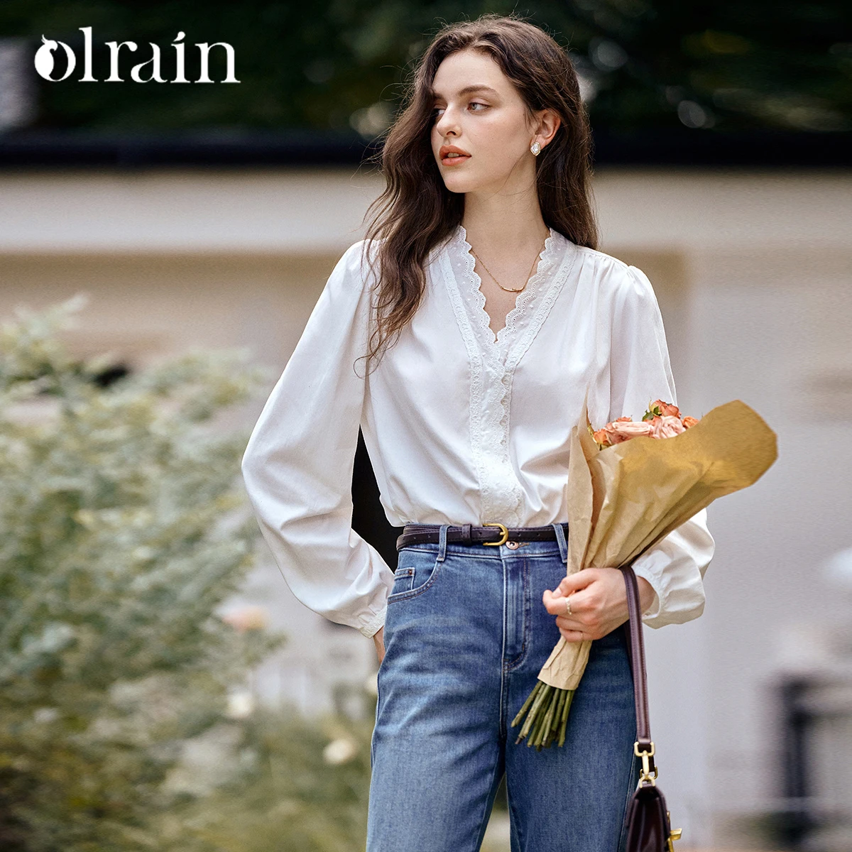 OLrain Splicing Lace V-Neck Collar French Women Shirt Autumn 2025 New Court Style Elegant Long Sleeve Shirt O57QC99631
OLrain Splicing Lace V-Neck Collar French Women Shirt Autumn 2025 New Court Style Elegant Long Sleeve Shirt O57QC99631