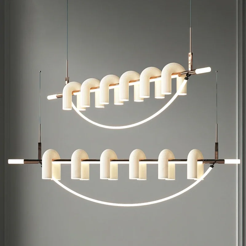 French chandelier, medieval wabi-sabi wind simple modern restaurant light Shimadai restaurant light
French chandelier, medieval wabi-sabi wind simple modern restaurant light Shimadai restaurant light
