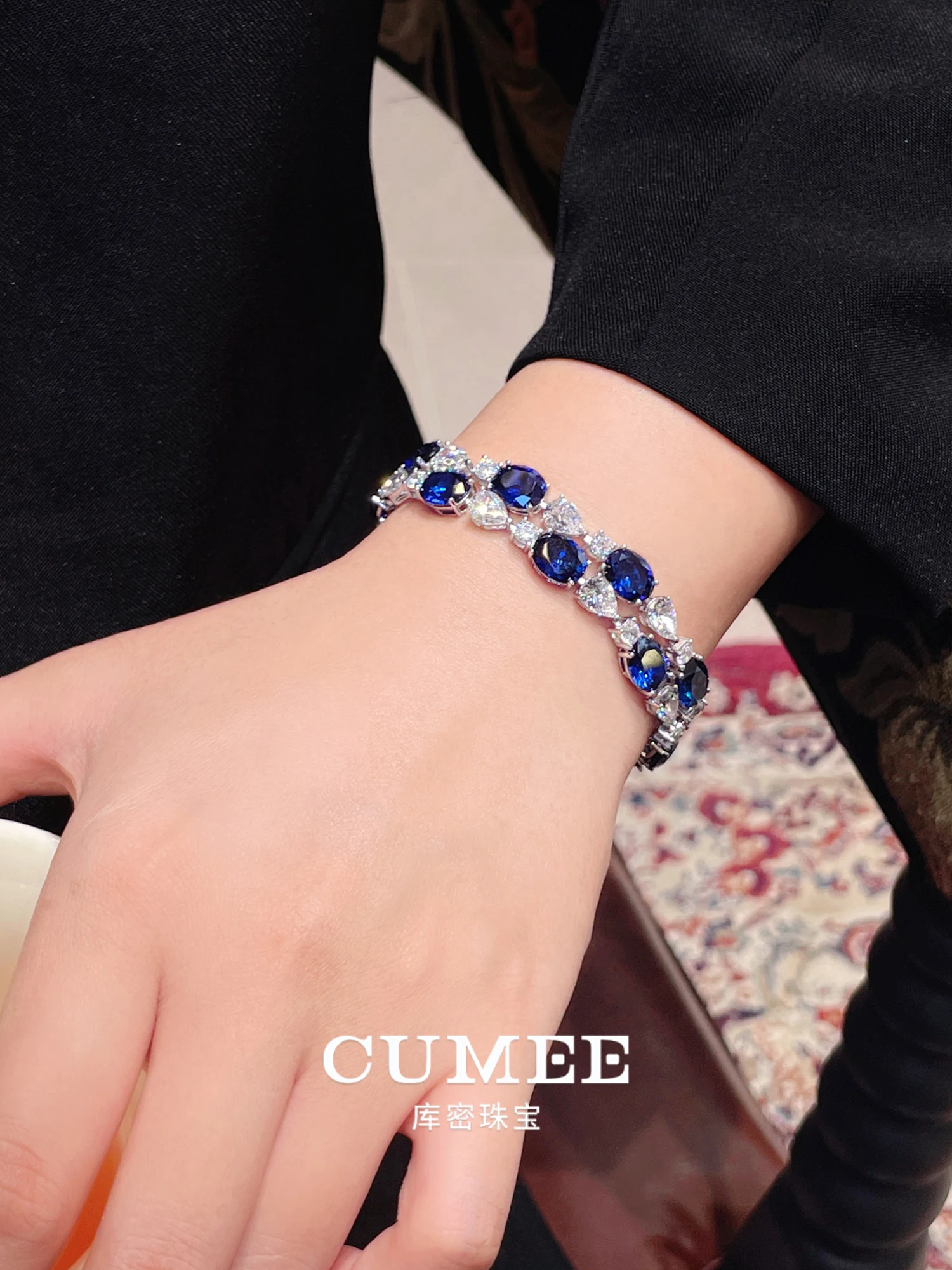 CUMEE High End Double Row Dinner Bracelet – Lab-Created Sapphire Bracelet in 925 Silver Gold Plated
CUMEE High End Double Row Dinner Bracelet – Lab-Created Sapphire Bracelet in 925 Silver Gold Plated