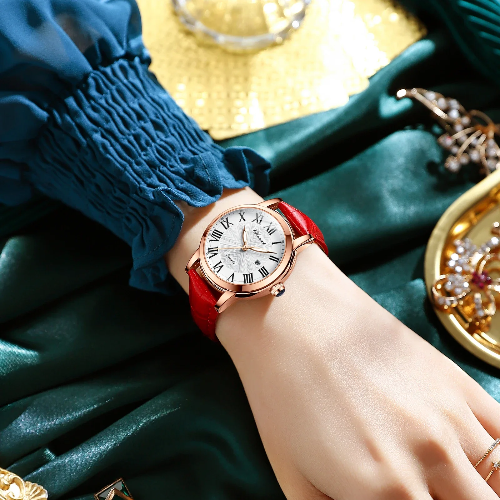 CHENXI 301L Элитный бренд Элегантный браслет Водонепроницаемые женские наручные часы для женщин Reloj Para Mujer Кварцевые женские часы
CHENXI 301L Элитный бренд Элегантный браслет Водонепроницаемые женские наручные часы для женщин Reloj Para Mujer Кварцевые женские часы