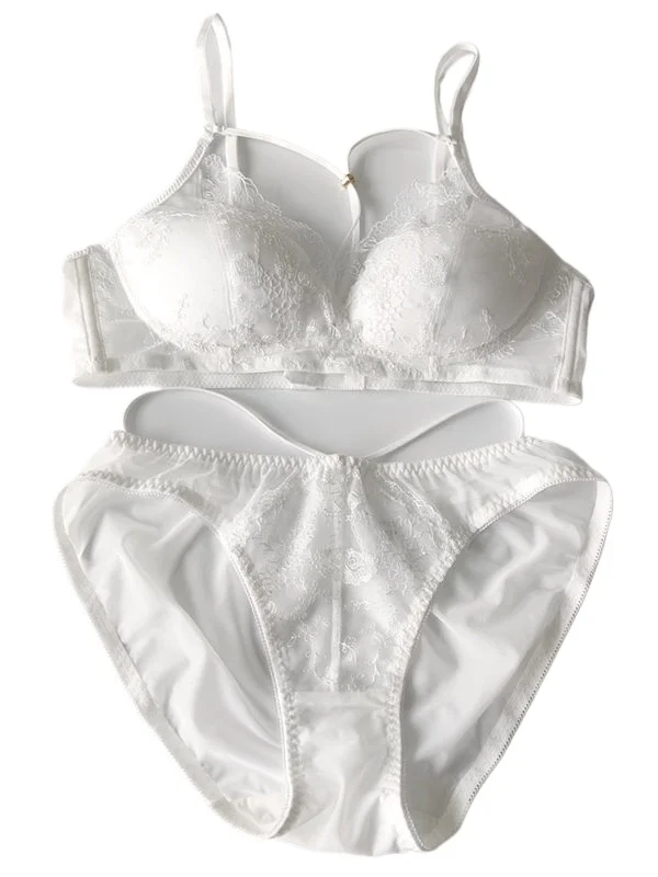 New Lace Lingerie Set Wireless Low-Center Rabbit Ear Cup Thin Solid Color Bra Set
New Lace Lingerie Set Wireless Low-Center Rabbit Ear Cup Thin Solid Color Bra Set