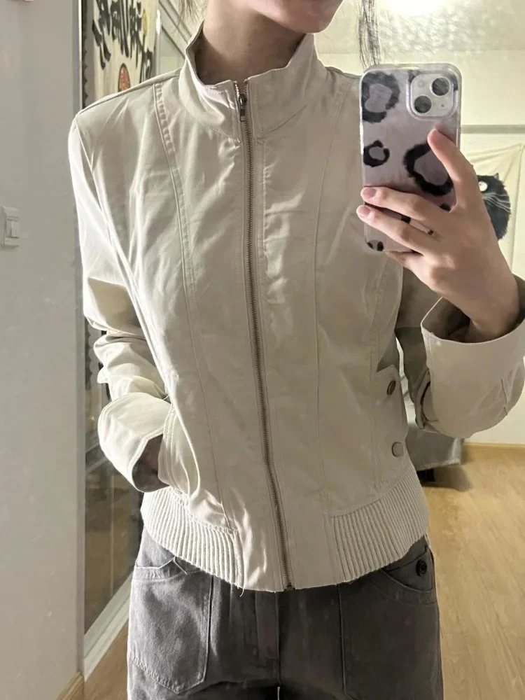 American Vintage Stand Collar Zipper Jackets 2024 Early Autumn New Coat Women Y2k Grunge Slim Fit Long Sleeve Tops Mujer
American Vintage Stand Collar Zipper Jackets 2024 Early Autumn New Coat Women Y2k Grunge Slim Fit Long Sleeve Tops Mujer