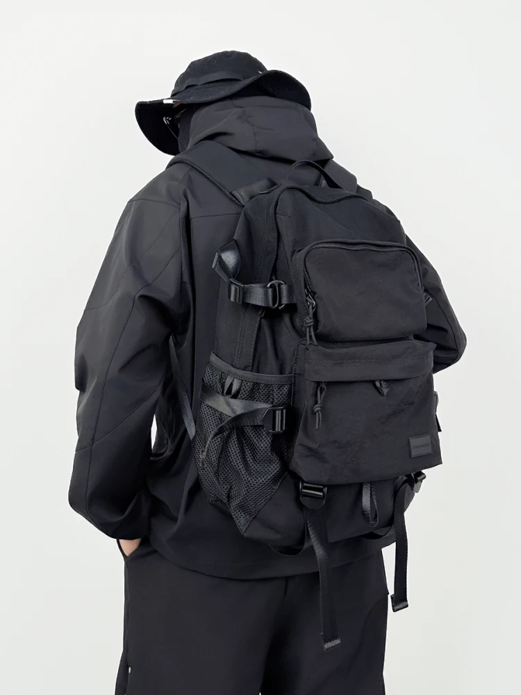 New Fashionable Large Capacity Waterproof Men's Backpack for Hiking Traveling Computer Bag High School And College Students
New Fashionable Large Capacity Waterproof Men's Backpack for Hiking Traveling Computer Bag High School And College Students