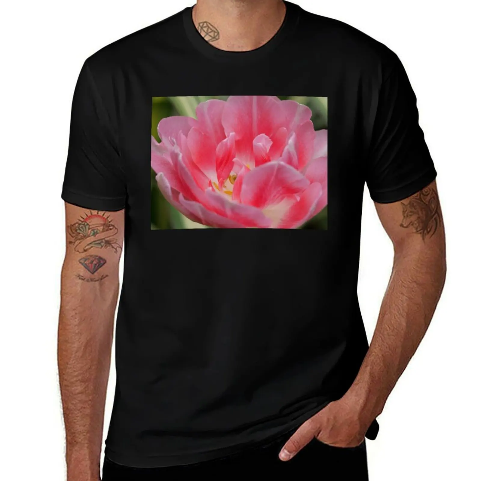 Pink Tulips T-Shirt plus size clothes sweat funny costumes summer 2025 mens clothes
Pink Tulips T-Shirt plus size clothes sweat funny costumes summer 2025 mens clothes