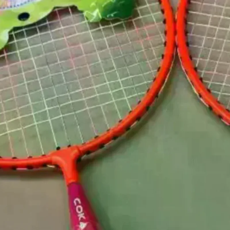1 Set Iron Alloy Double Racquet Kit Children Lightweight Badminton Rackets Family Game Toy Sports Equipment
1 Set Iron Alloy Double Racquet Kit Children Lightweight Badminton Rackets Family Game Toy Sports Equipment