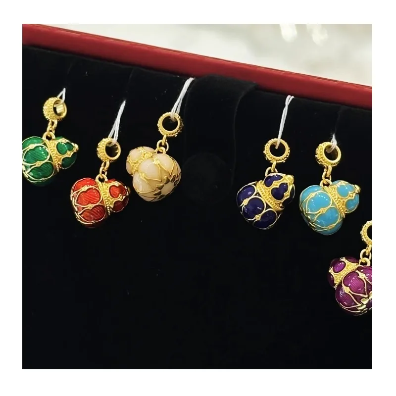 New Exquisite Colorful Gourd Yellow Color Gold Pendant National Style Literary and Retro Temperament High-end Fashion Accessorie
New Exquisite Colorful Gourd Yellow Color Gold Pendant National Style Literary and Retro Temperament High-end Fashion Accessorie