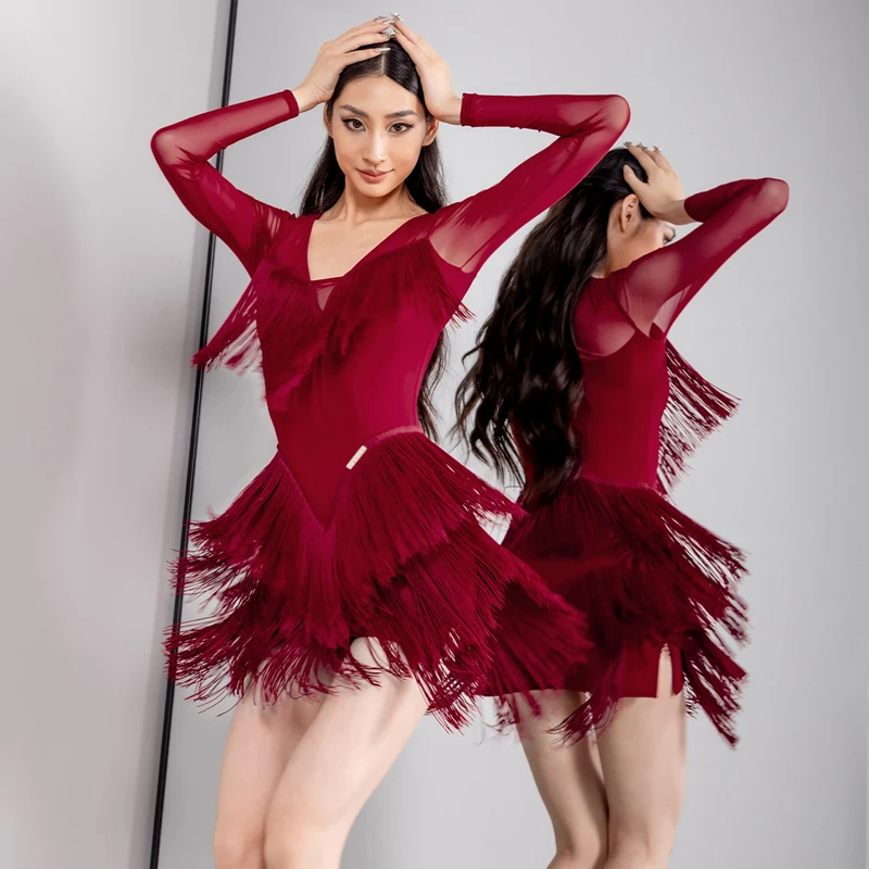 2024 New Women Mesh Sleeves Latin Dance Performance Dress Adults Chacha Samba Full Fringed Suits Stage Performance Wear
2024 New Women Mesh Sleeves Latin Dance Performance Dress Adults Chacha Samba Full Fringed Suits Stage Performance Wear