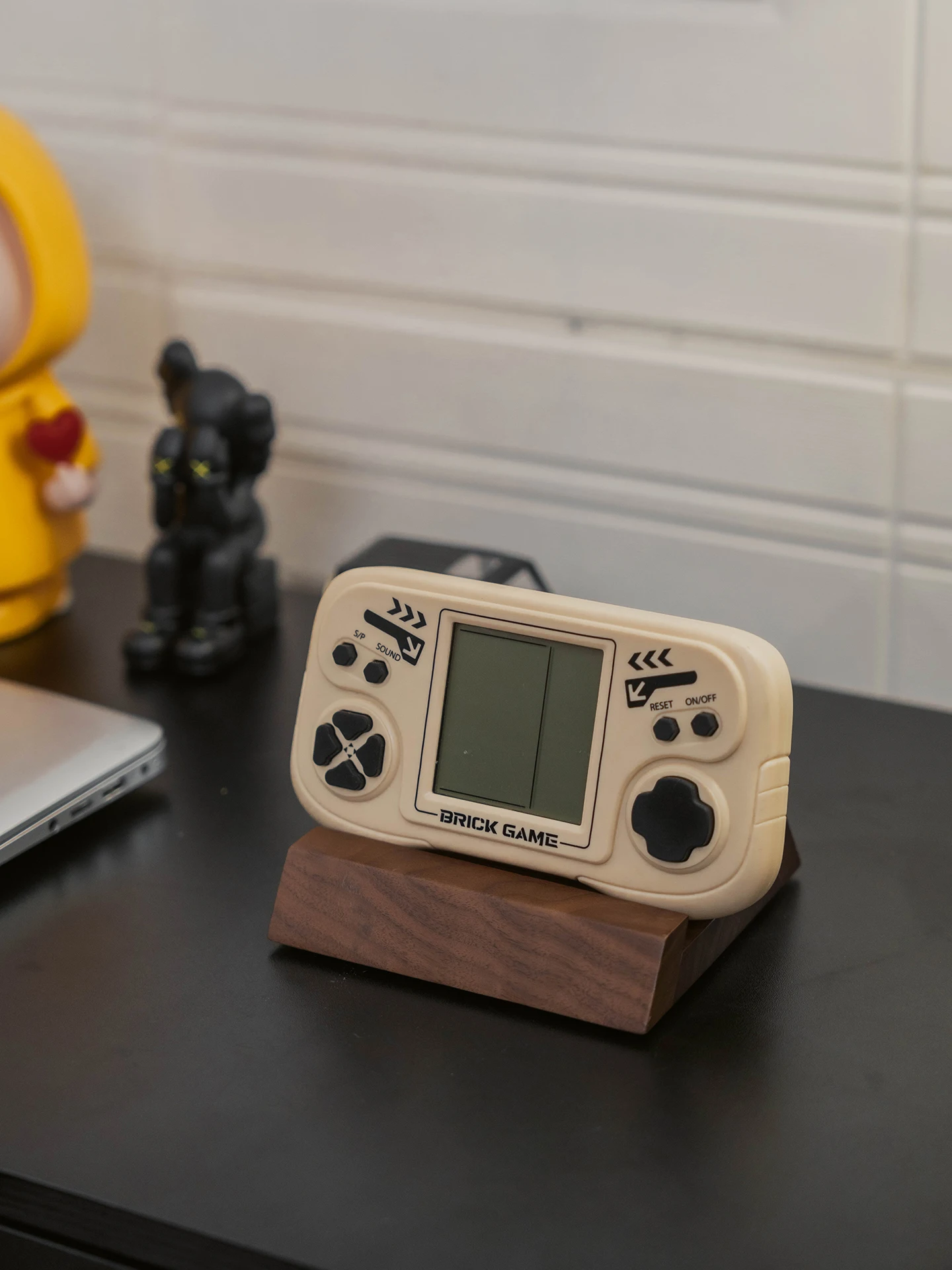 Universal Game Controller Display Stand Base Mount Portable Wood Desktop Organizer Support Shelf No Assembly Required
Universal Game Controller Display Stand Base Mount Portable Wood Desktop Organizer Support Shelf No Assembly Required
