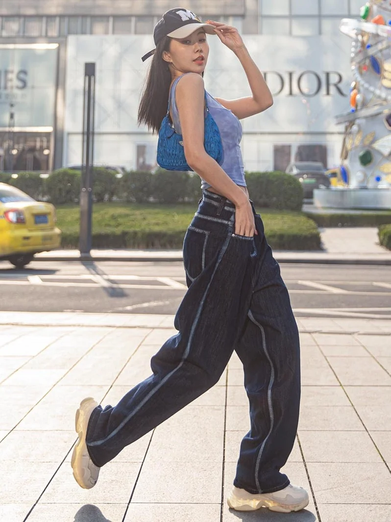 Женские джинсы с высокой талией, прямые, широкие, тонкие, темно-синие, свободные, длинные брюки HyunA, длина в пол, весна-осень
Женские джинсы с высокой талией, прямые, широкие, тонкие, темно-синие, свободные, длинные брюки HyunA, длина в пол, весна-осень