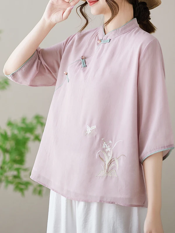 Новая китайская вышитая шифоновая блузка большого размера для женщин, в стиле дзен, модифицированный ханьфу, чайный костюм, с воротником-стойкой и асимметричным рукавом.
Новая китайская вышитая шифоновая блузка большого размера для женщин, в стиле дзен, модифицированный ханьфу, чайный костюм, с воротником-стойкой и асимметричным рукавом.