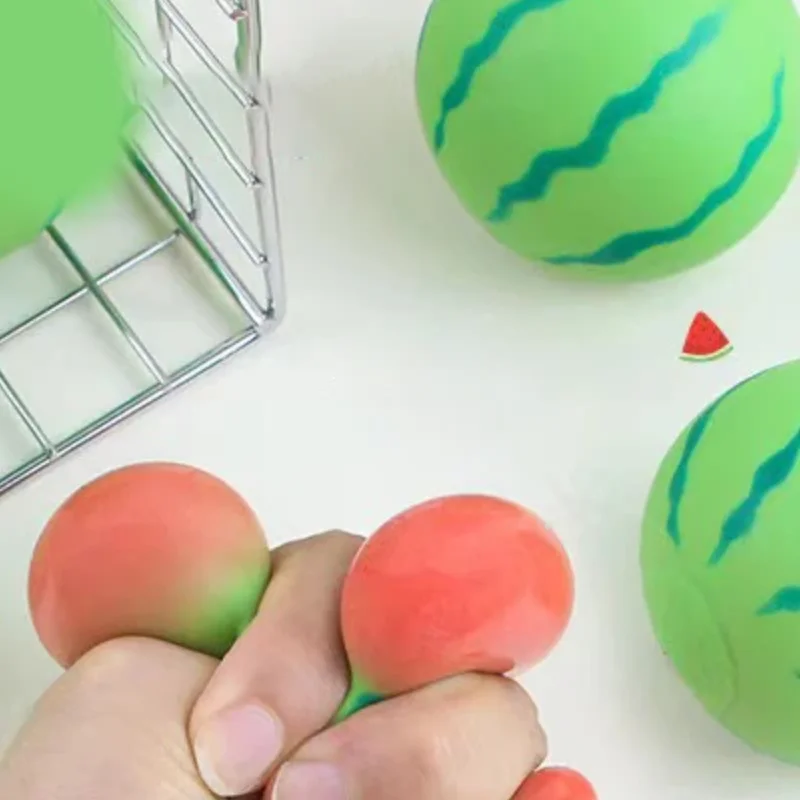 Новые искусственные фрукты, арбуз, сжимаемые игрушки, медленный отскок, красный вентиляционный шар, декомпрессионная игрушка для детей и взрослых
Новые искусственные фрукты, арбуз, сжимаемые игрушки, медленный отскок, красный вентиляционный шар, декомпрессионная игрушка для детей и взрослых