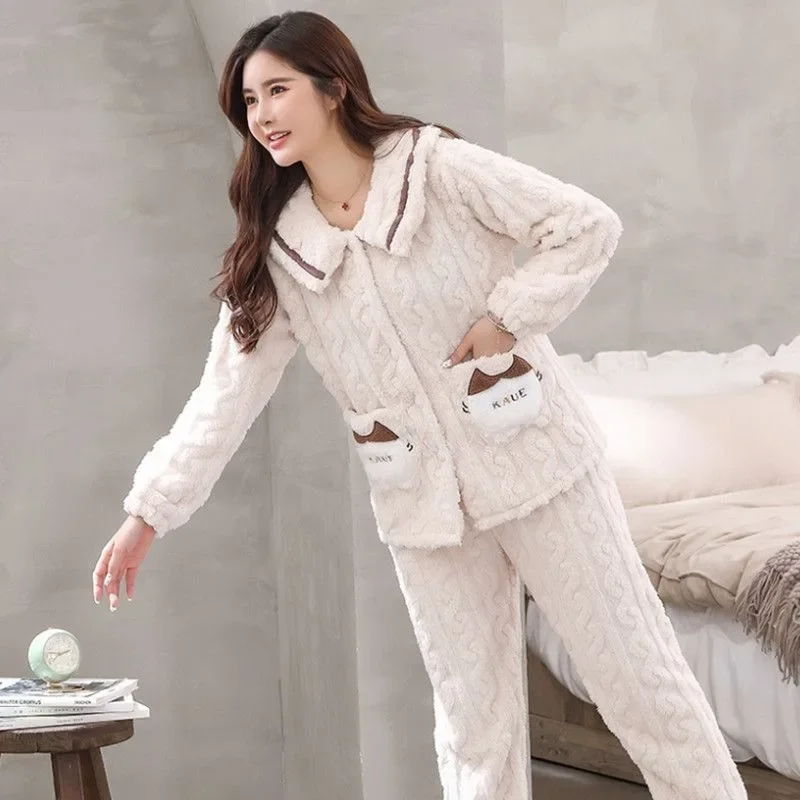 2023 New Women Autumn Winter Ruffle Nightwear Coral Filled Flannel Household Suit Flannel Thickened Fleeced Nightwear
2023 New Women Autumn Winter Ruffle Nightwear Coral Filled Flannel Household Suit Flannel Thickened Fleeced Nightwear