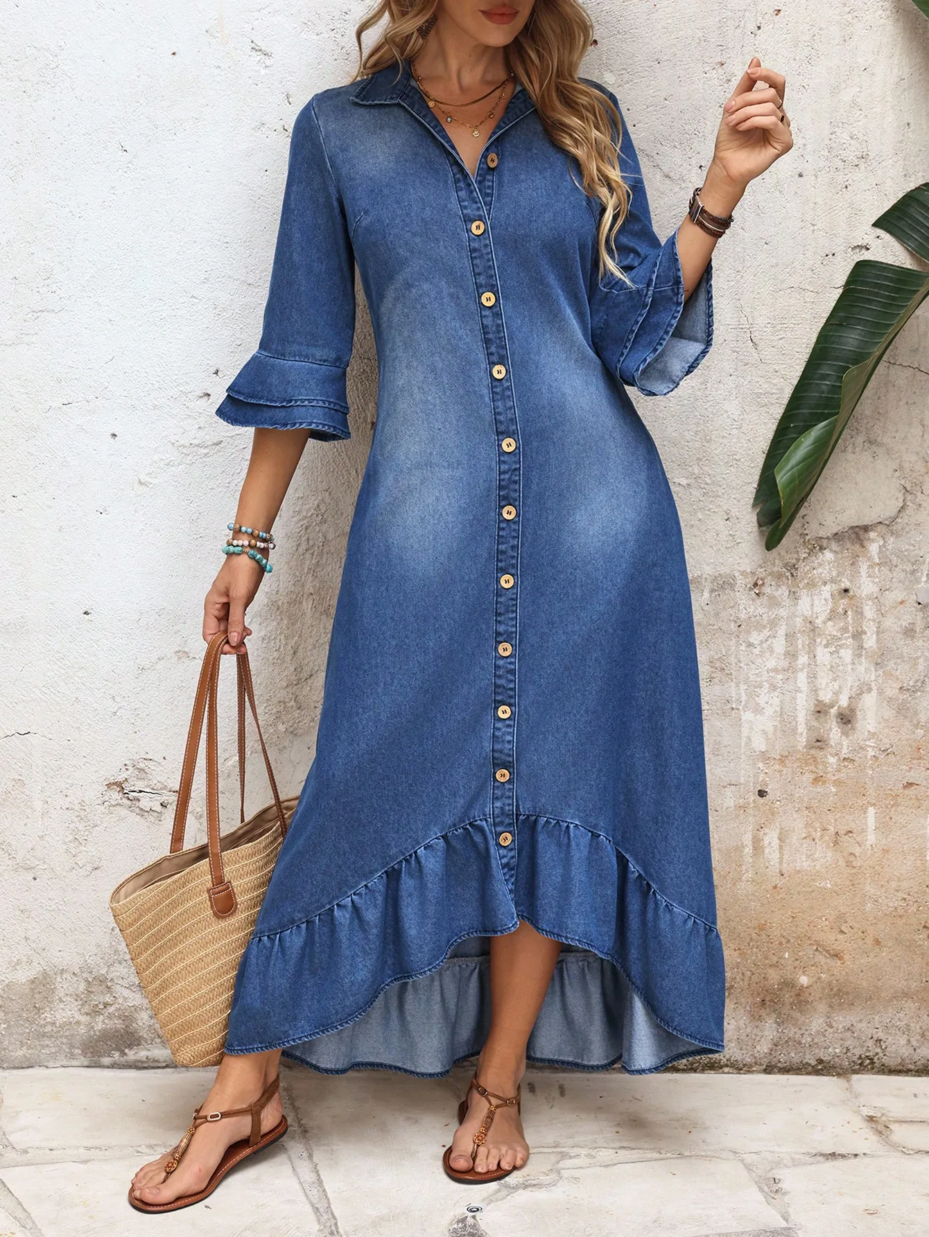 EMERY ROSE Women's Casual Denim Dress With Bell Sleeves, Single-Breasted, Ruffle Hem
EMERY ROSE Women's Casual Denim Dress With Bell Sleeves, Single-Breasted, Ruffle Hem