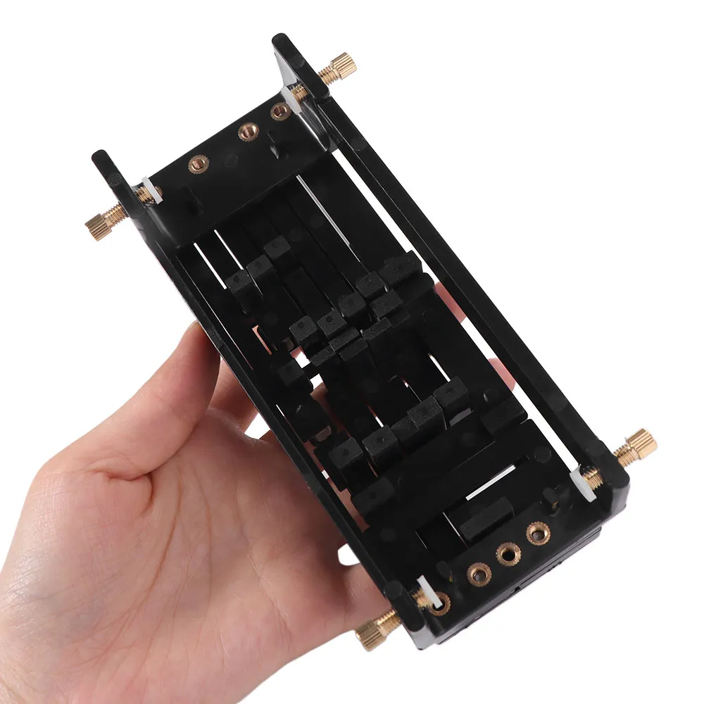 Система обучения аккорду. Тренажер для гитарных аккордов. Помощник обучения. Тренажер для гитарных аккордов с одной клавишей. Прижим для аккордов.
Система обучения аккорду. Тренажер для гитарных аккордов. Помощник обучения. Тренажер для гитарных аккордов с одной клавишей. Прижим для аккордов.