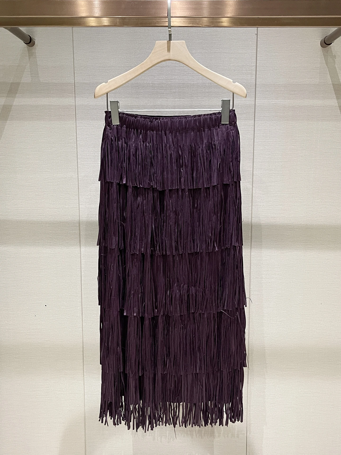 Юбка миди с высокой талией, женская, с эластичным поясом, многослойная, с бахромой, повседневная, не мнется, силуэт А-силуэт
Юбка миди с высокой талией, женская, с эластичным поясом, многослойная, с бахромой, повседневная, не мнется, силуэт А-силуэт