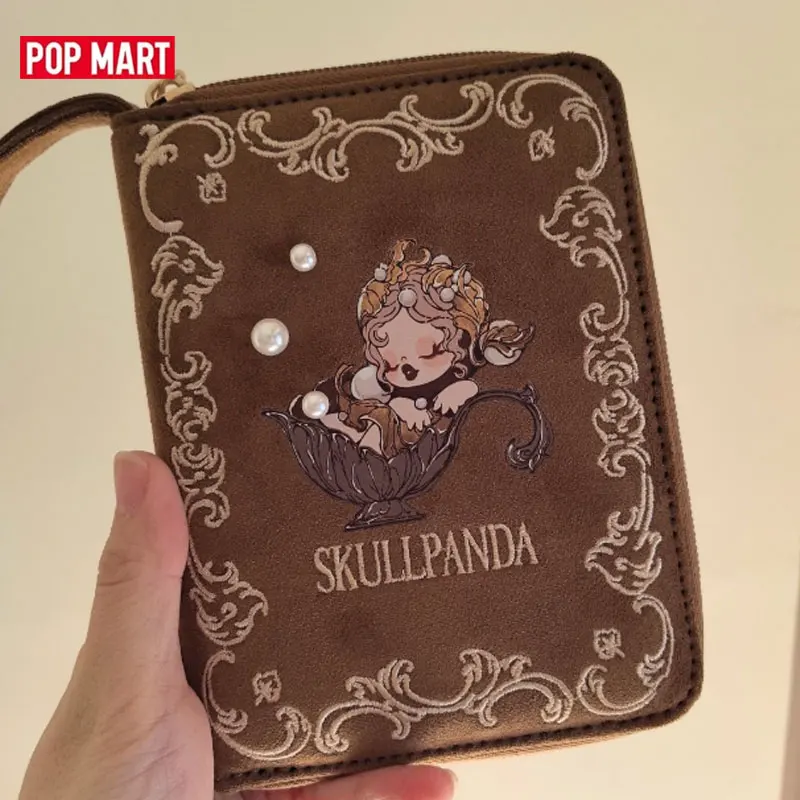 POP MART SKULLPANDA The Feast Begins Series Passport Holder Trendy Blind Random Box Toy Mystery Box Action Figure Ornaments Gift
POP MART SKULLPANDA The Feast Begins Series Passport Holder Trendy Blind Random Box Toy Mystery Box Action Figure Ornaments Gift