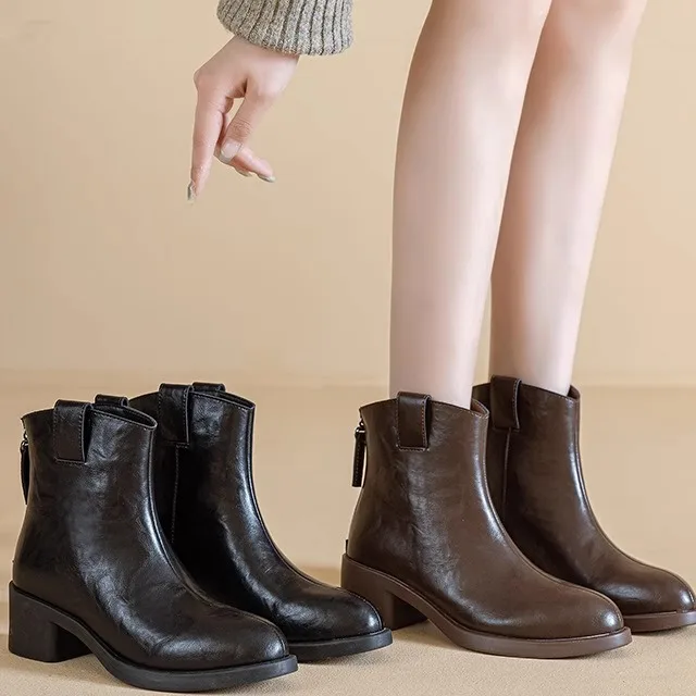 Fashionable Casual Leather Short Boots Women's Slim Fit Booties Black Fleece Lined All Season Low Top round Toe Wedge Heel
Fashionable Casual Leather Short Boots Women's Slim Fit Booties Black Fleece Lined All Season Low Top round Toe Wedge Heel
