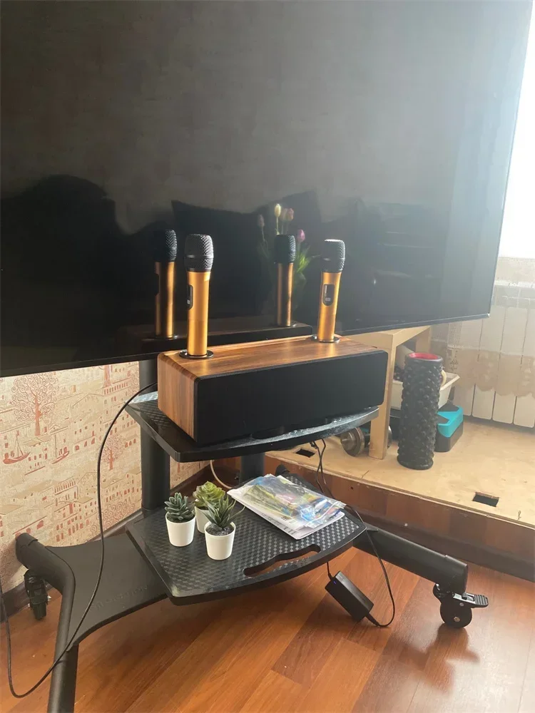New TV-3.2 Wireless Karaoke Microphone Rechargeable Speaker With Wireless Microphone Audio Set For Mobile Phone/KTV/Karaoke DJ
New TV-3.2 Wireless Karaoke Microphone Rechargeable Speaker With Wireless Microphone Audio Set For Mobile Phone/KTV/Karaoke DJ