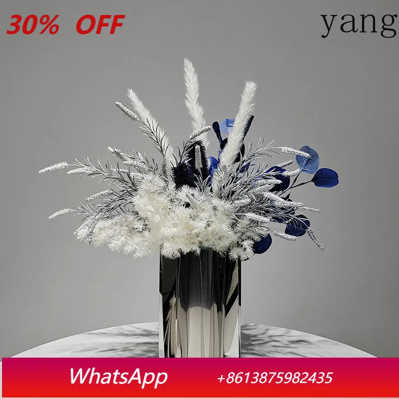LH Modern Light Luxury Creative Metal Silver Flower Ornament Home Tabletop Vase
LH Modern Light Luxury Creative Metal Silver Flower Ornament Home Tabletop Vase