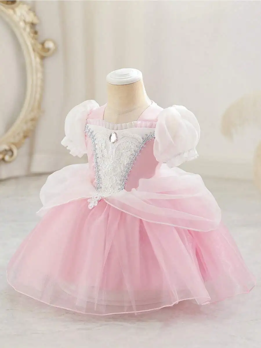 Pink Tulle Princess Dress With Lace Bodice Puff Sleeves Formal Gown
Pink Tulle Princess Dress With Lace Bodice Puff Sleeves Formal Gown