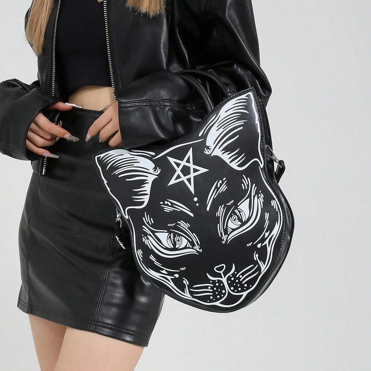 Classic, casual gothic style Halloween party supplies tote bag, ghost gothic ghost cartoon pattern shoulder bag double handle,
Classic, casual gothic style Halloween party supplies tote bag, ghost gothic ghost cartoon pattern shoulder bag double handle,