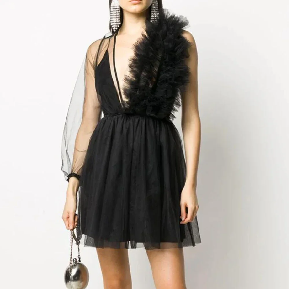 Customized Black Tulle Illusion Evening Dresses Sexy Deep V-Neck Long Sleeves Prom Gowns A-Line Backless Party Dress Robes Soiré
Customized Black Tulle Illusion Evening Dresses Sexy Deep V-Neck Long Sleeves Prom Gowns A-Line Backless Party Dress Robes Soiré