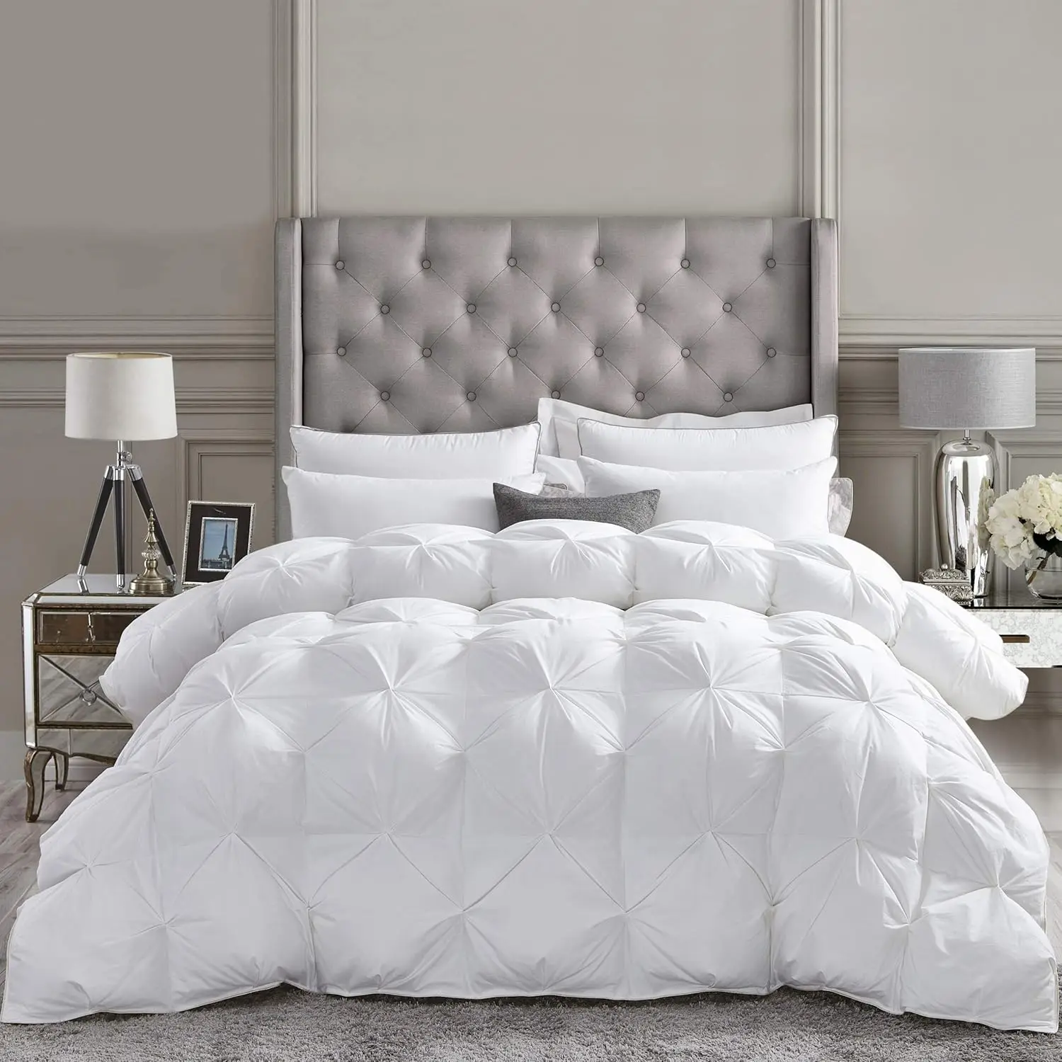 Luxurious All-Season Goose Down Comforter Queen Duvet, 98x98, Pinch Pleat Design, White
Luxurious All-Season Goose Down Comforter Queen Duvet, 98x98, Pinch Pleat Design, White